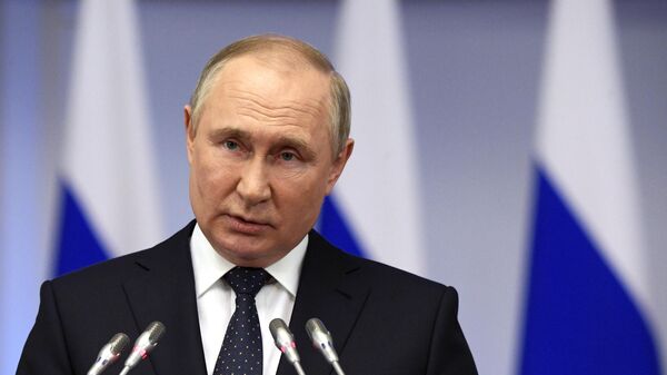Рабочая поездка президента РФ В. Путина в Санкт-Петербург - Sputnik Таджикистан