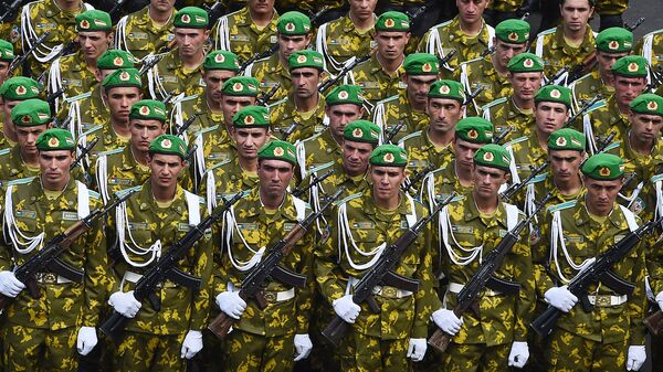 ВоеннослужащиеТаджикистана. Архивное фото - Sputnik Таджикистан